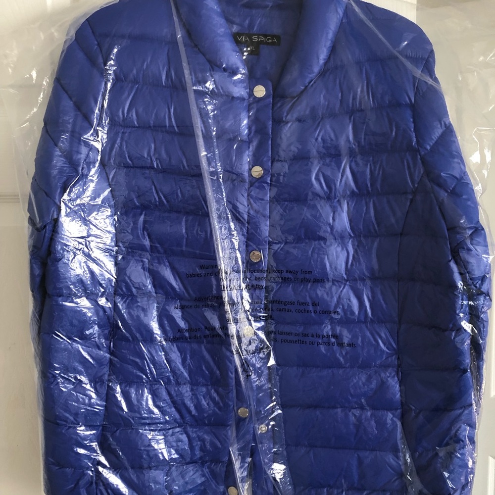 Brand new coat VIA SPIGA